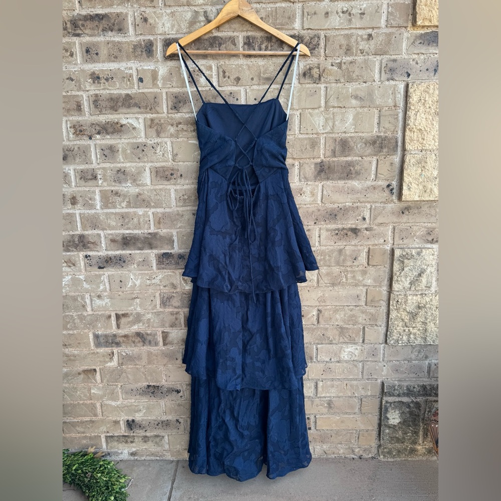 Lulu's Loving Celebration Navy Floral Lace-Up Tiered Maxi Dress Size XL - Picture 6 of 13